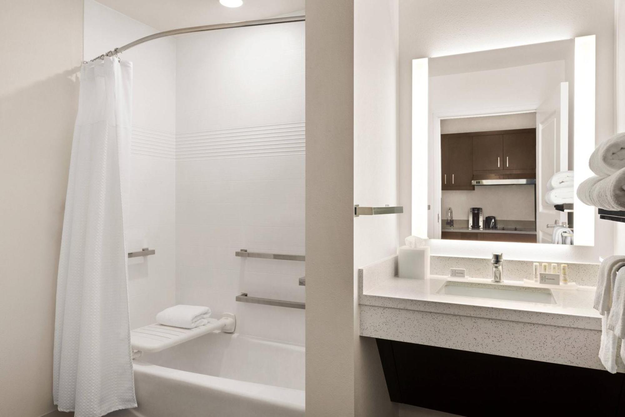Towneplace Suites Cedar Rapids Marion מראה חיצוני תמונה